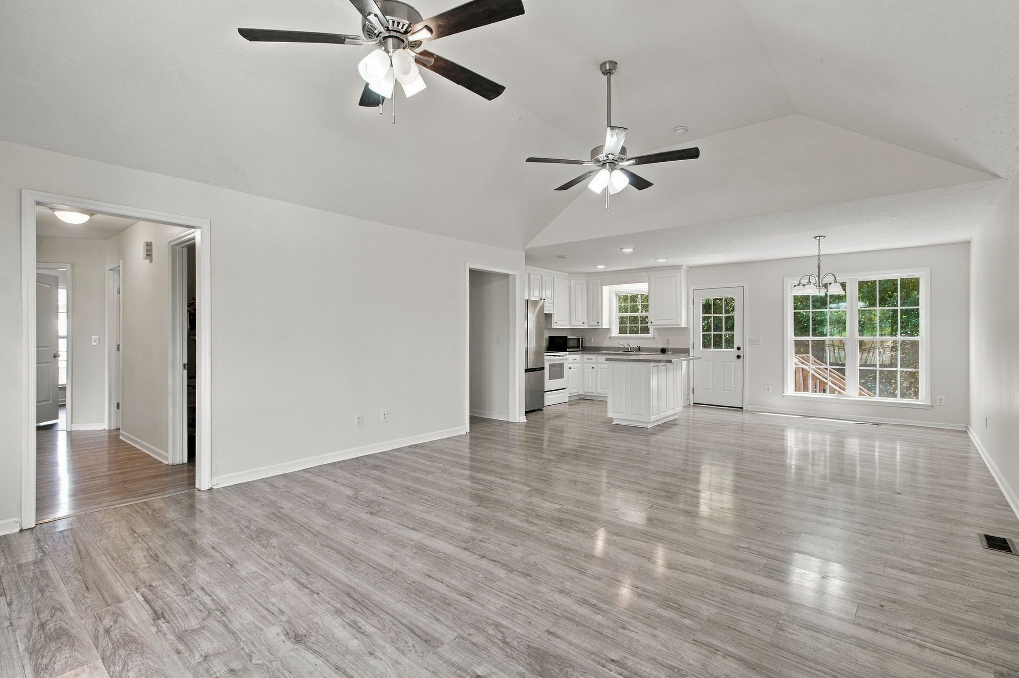 2337 Franklin Hayes Road Pulaski, TN 38478 - Photo 9 of 33 Gallery Image 9
