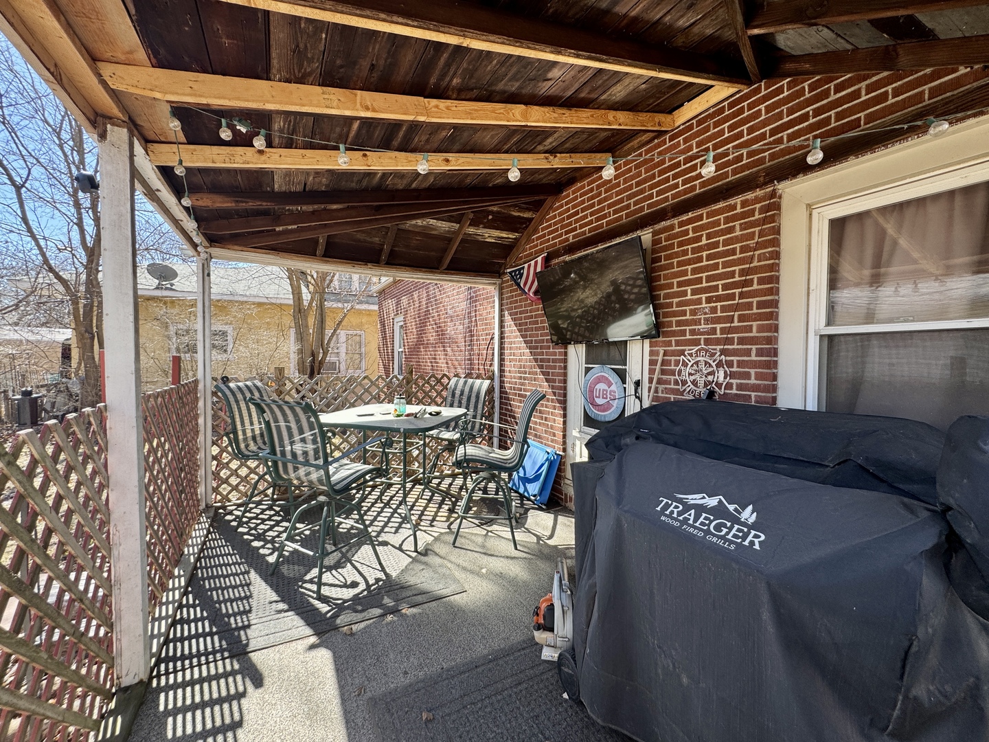 216 South Main Street Sheffield, IL 61361 - Photo 23 of 28 a view of a chairs and table in the patio