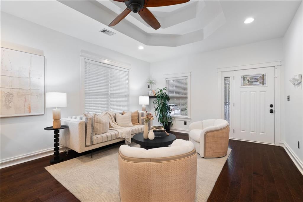 715 Woodson Street Southeast Atlanta, GA 30315 - Photo 4 of 38