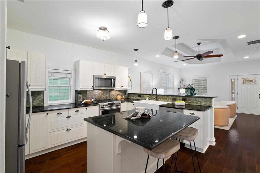 715 Woodson Street Southeast Atlanta, GA 30315 - Photo 8 of 38