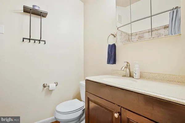 $265,000 | 7922 West End Drive, Baltimore, MD 21226