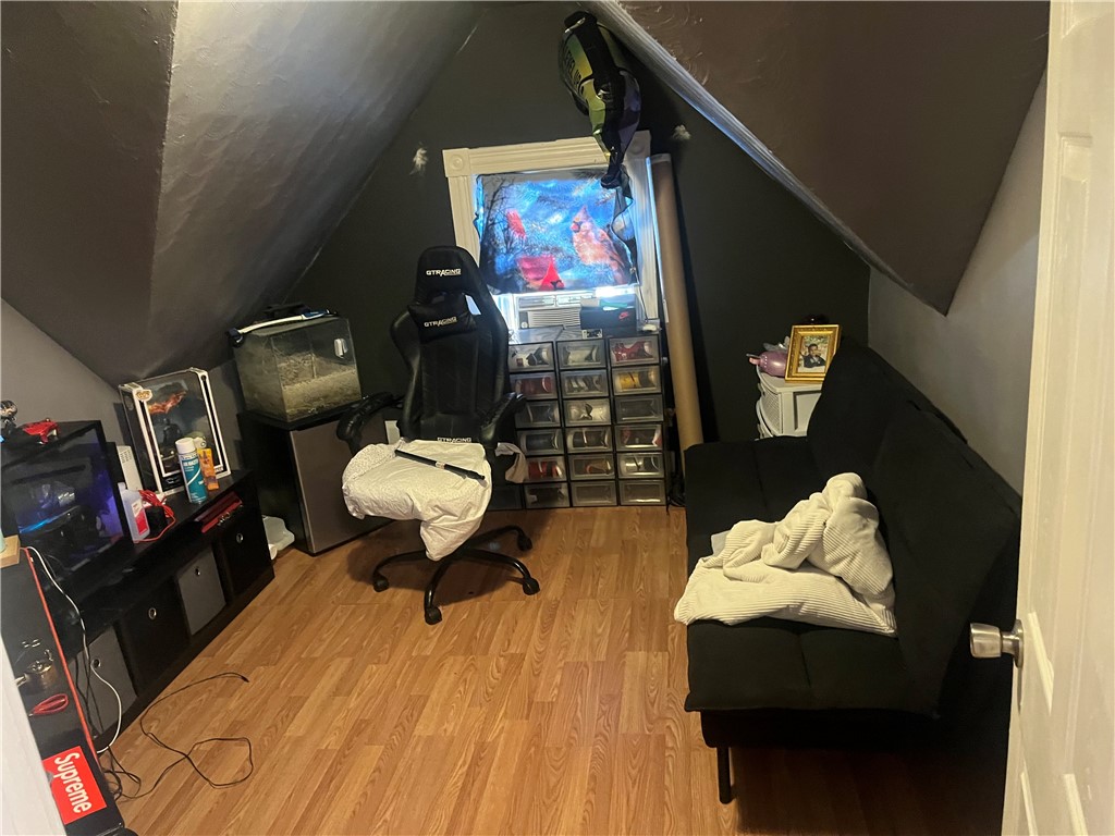 115 Ohio Avenue Providence, RI 02905 - Photo 12 of 35