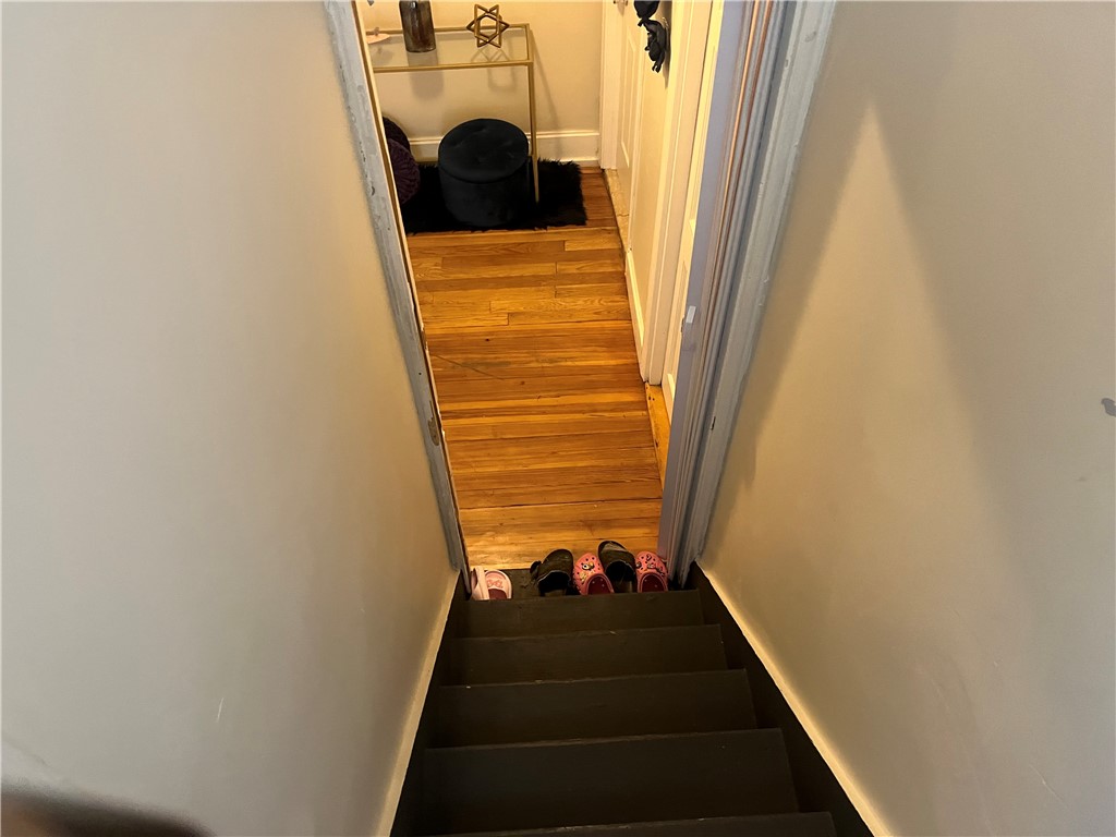 115 Ohio Avenue Providence, RI 02905 - Photo 13 of 35