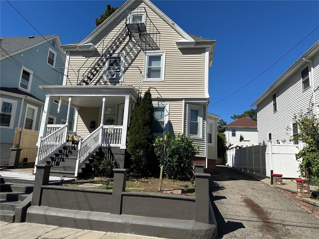 115 Ohio Avenue Providence, RI 02905 - Photo 3 of 35