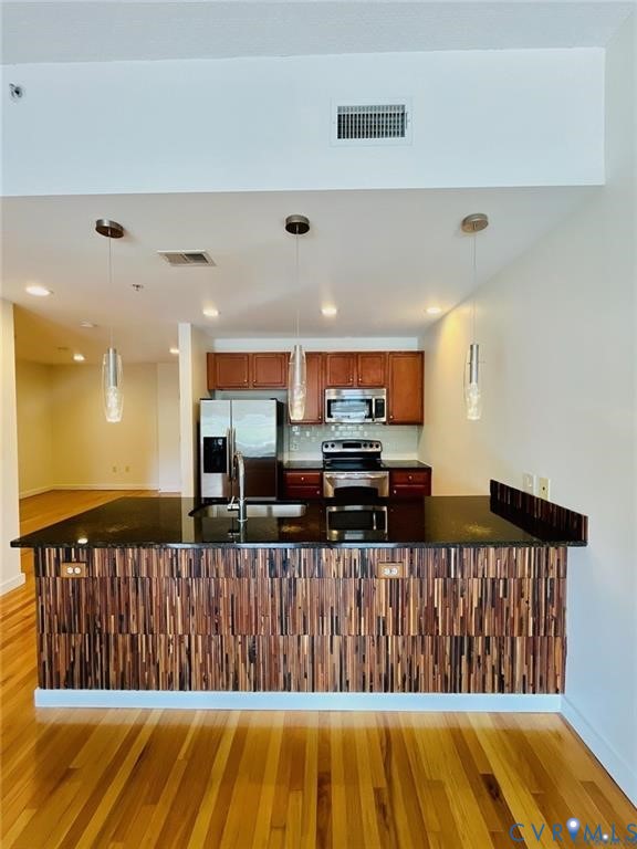 230 North 6th Street, Unit U318 Richmond, VA 23219 - Photo 7 of 24 a view of a entryway