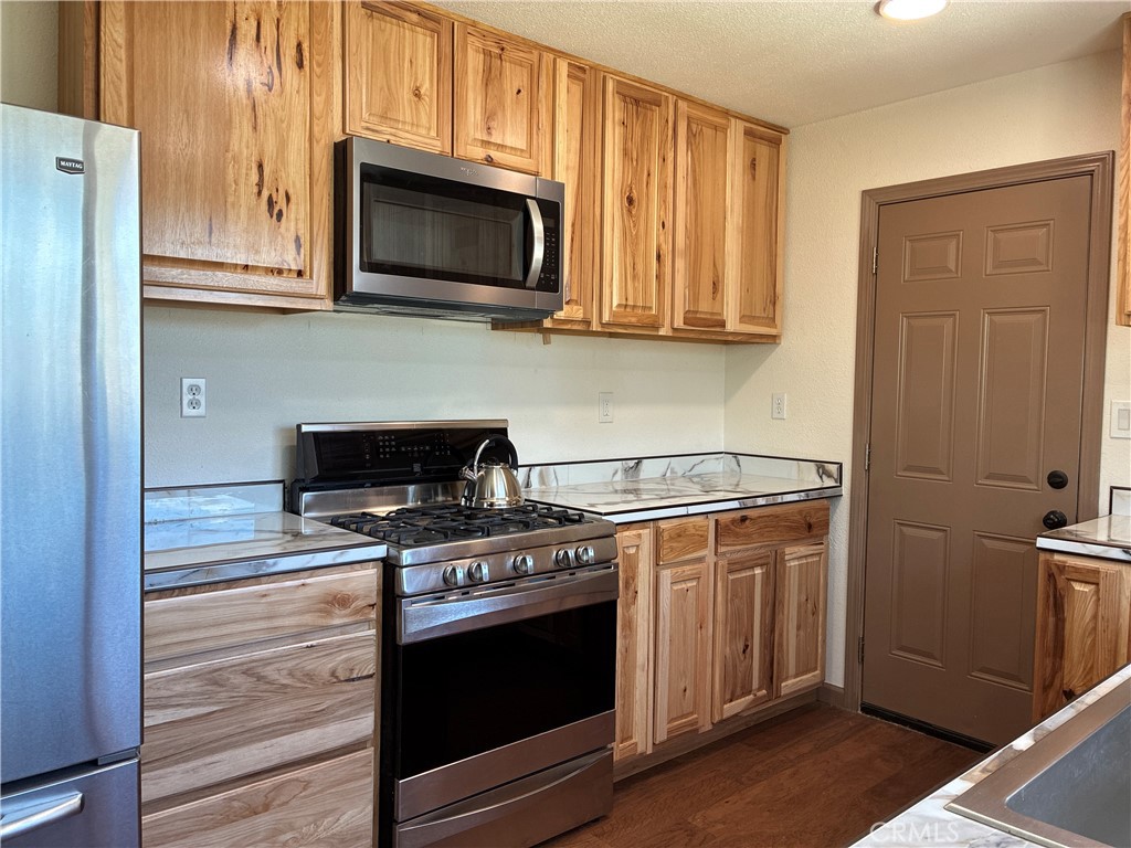 761 Pine Way Chester, CA 96020 - Photo 3 of 20