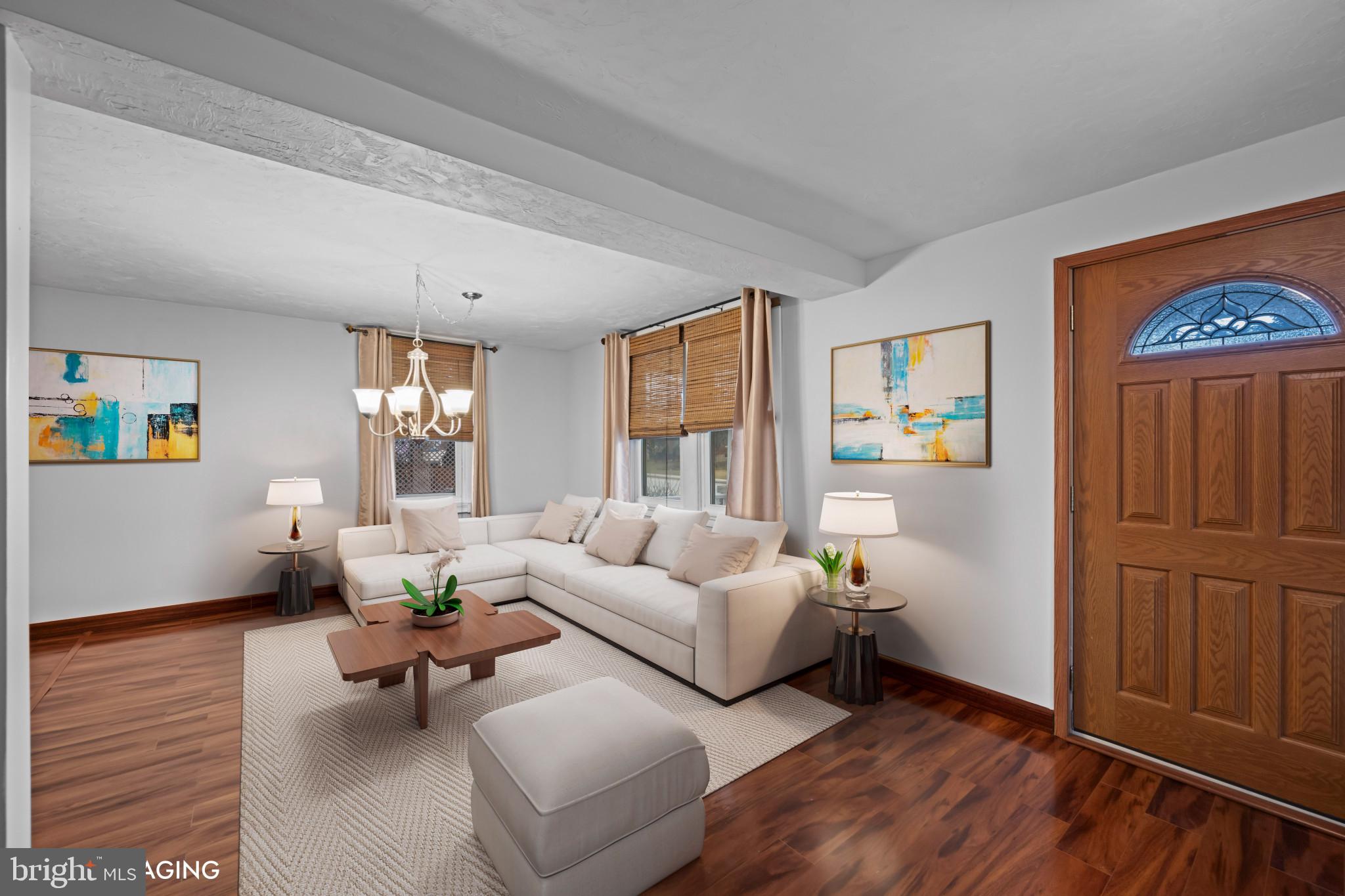 912 York Street Hanover, PA 17331 - Photo 11 of 32 A Welcoming First Impression