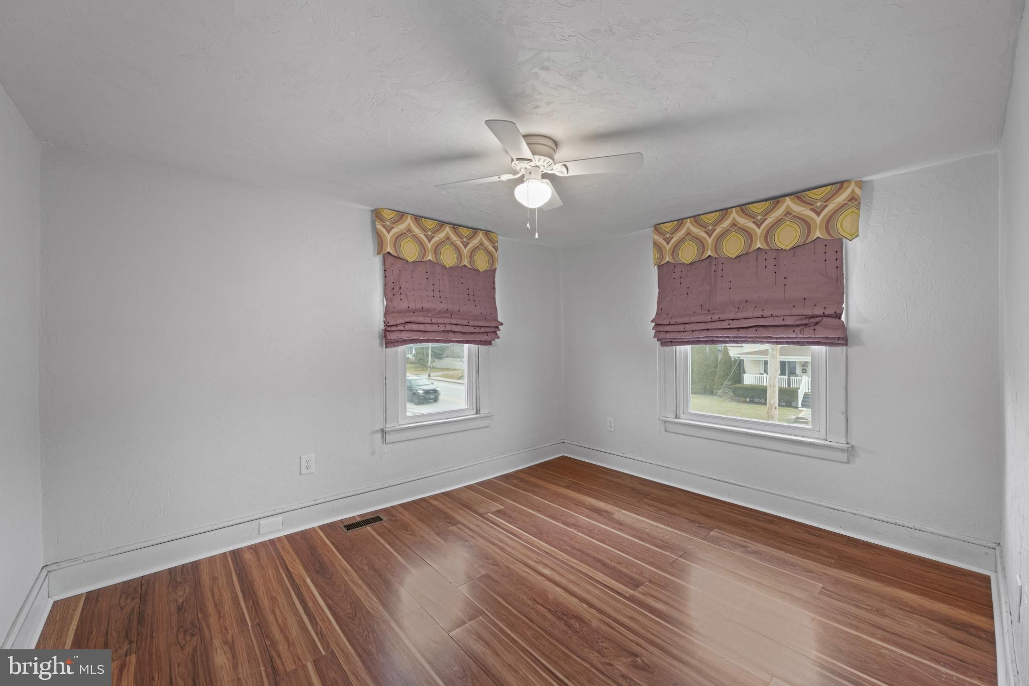 912 York Street Hanover, PA 17331 - Photo 21 of 32