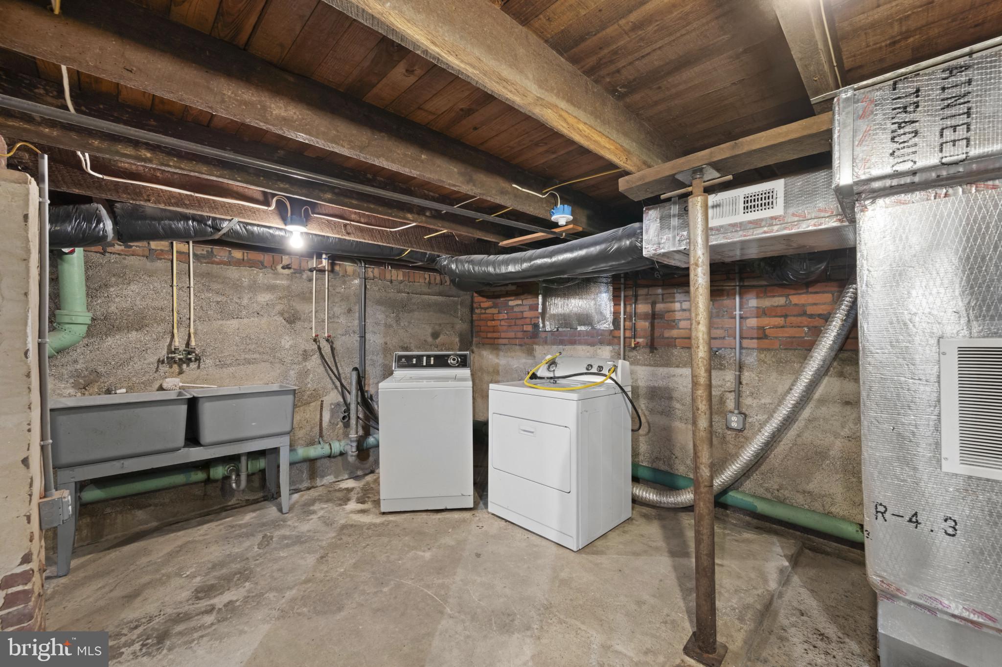 912 York Street Hanover, PA 17331 - Photo 30 of 32