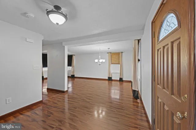 $269,900 | 912 York Street, Hanover, PA 17331