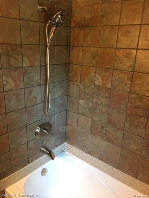 6215 Fenton Road Flint, MI 48507 - Photo 42 of 43