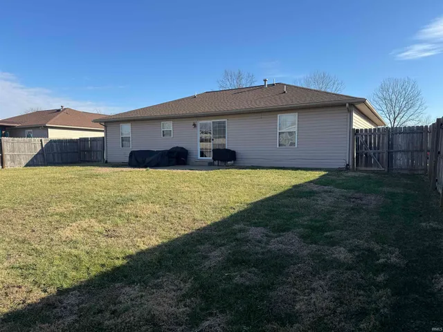 $214,900 | 5155 Sequoia Drive, Newburgh, IN 47630