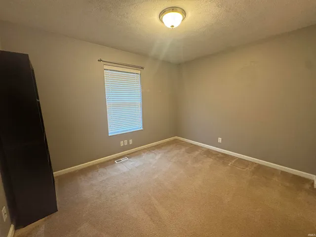 $214,900 | 5155 Sequoia Drive, Newburgh, IN 47630