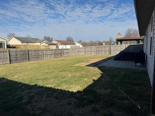 $214,900 | 5155 Sequoia Drive, Newburgh, IN 47630