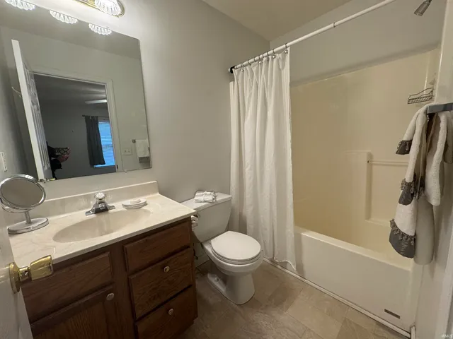 $214,900 | 5155 Sequoia Drive, Newburgh, IN 47630