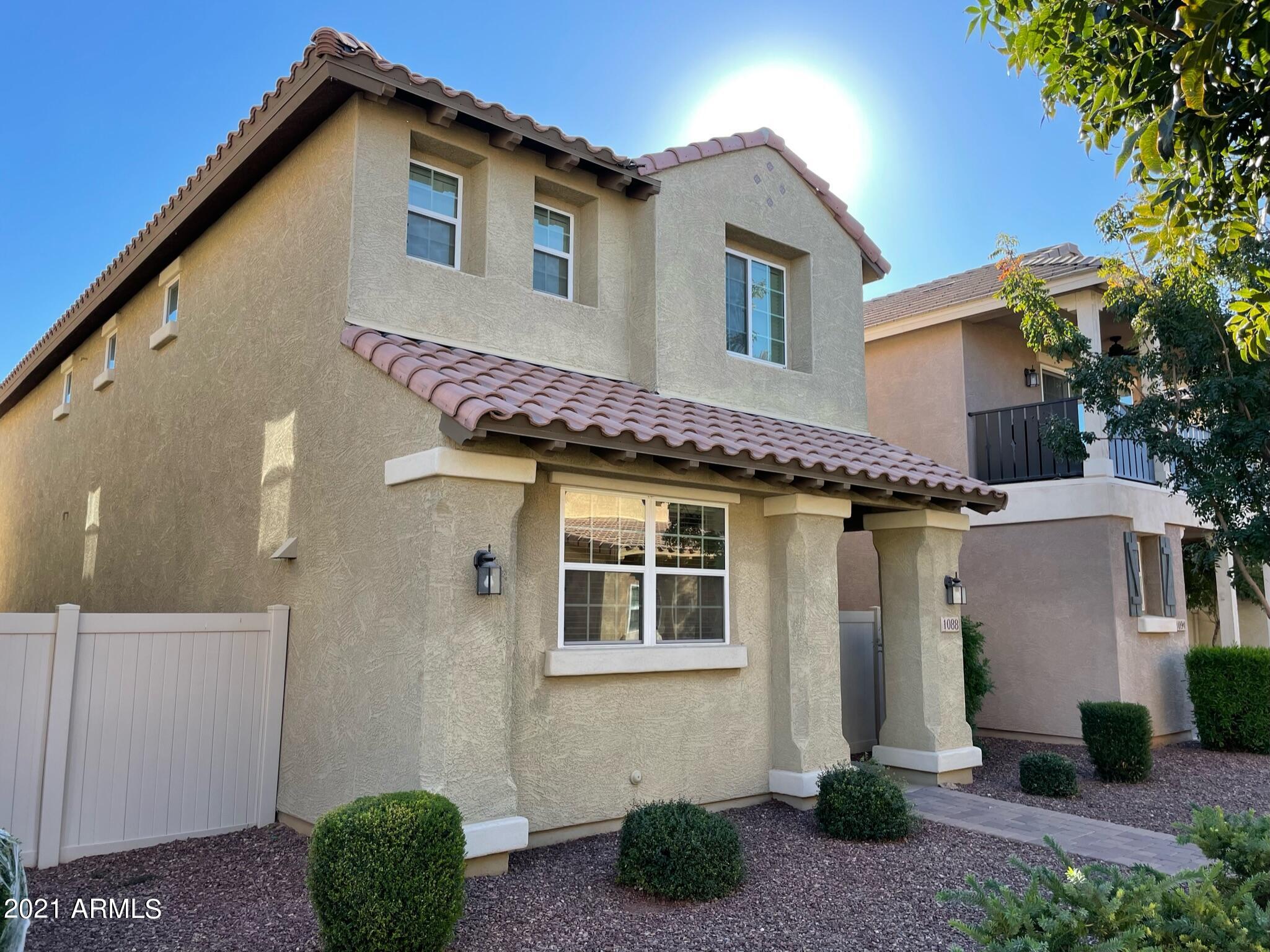 1088 South Agnes Lane Gilbert, AZ 85296 - Photo 2 of 18 IMG_0291