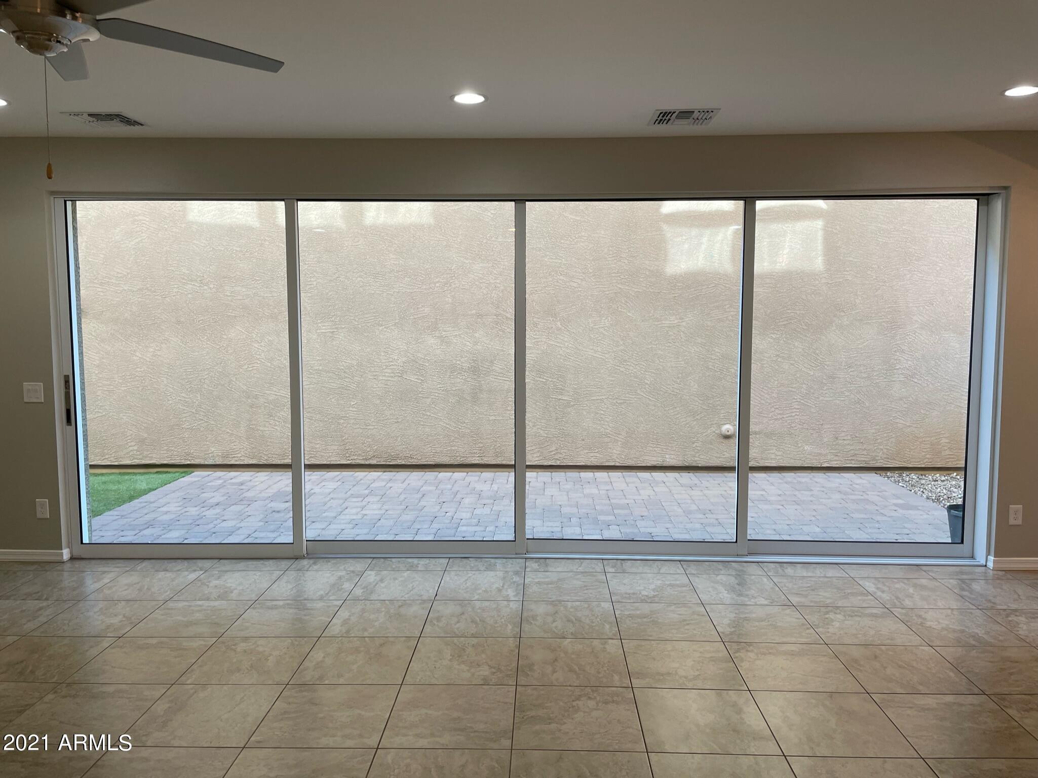 1088 South Agnes Lane Gilbert, AZ 85296 - Photo 8 of 18 IMG_0293