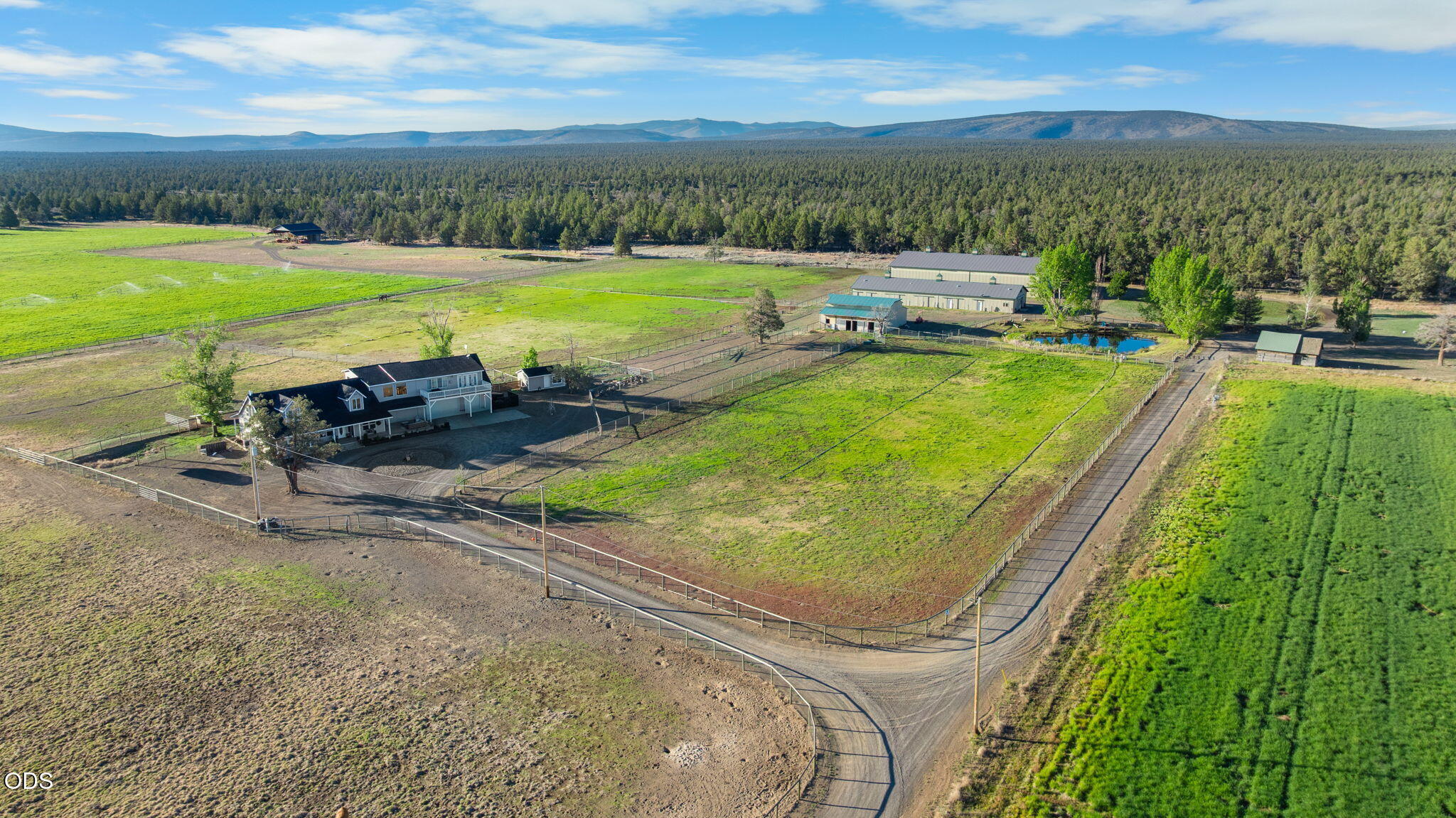 24605 Dodds Road Bend, OR 97701 - Photo 47 of 67