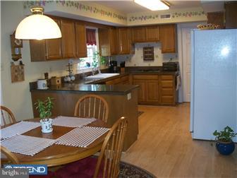 316 Sentry Lane Wayne, PA 19087 - Photo 7 of 12 Gallery Image 7