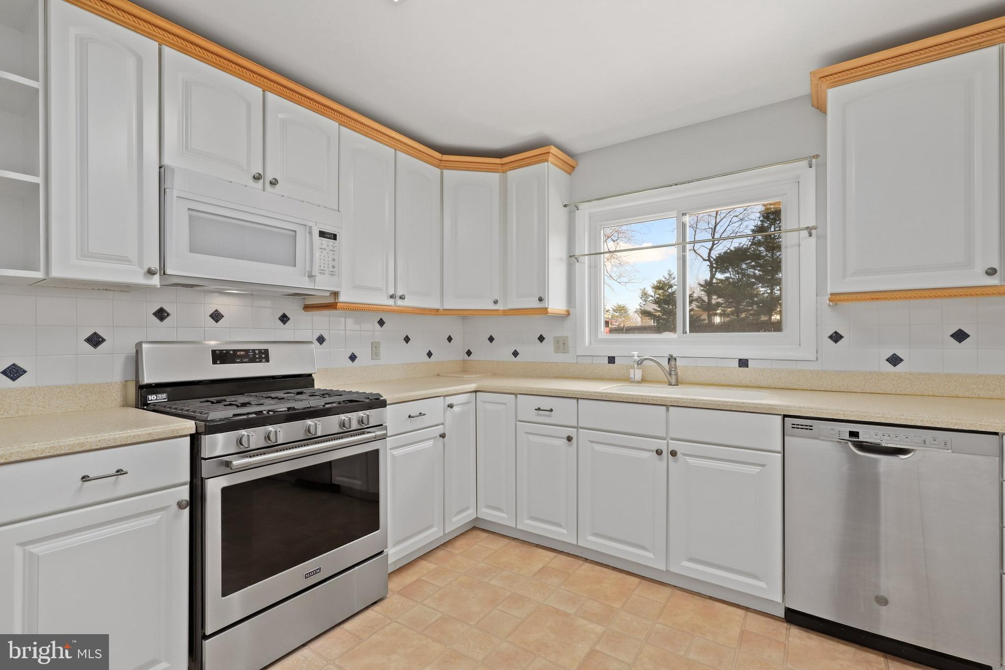 6007 Meriwether Lane Springfield, VA 22150 - Photo 8 of 45