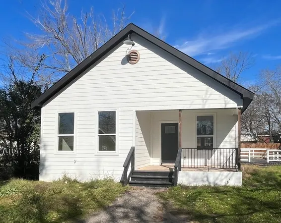 $215,000 | 115 Ila Street, Elgin, TX 78621