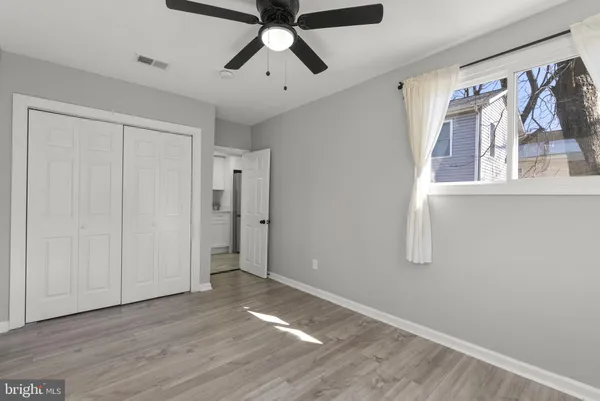 a view of back yard of the house