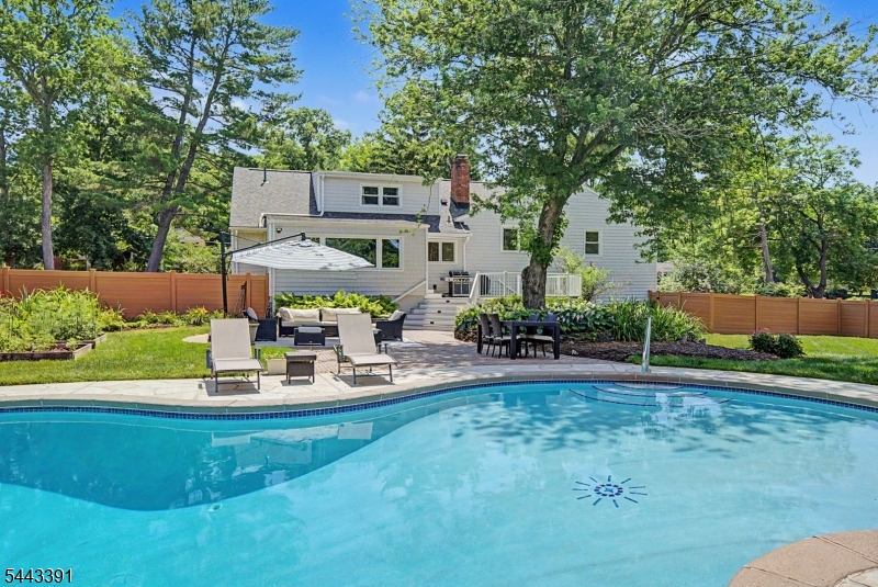 6 Coventry Road Livingston, NJ 07039 - Photo 2 of 37