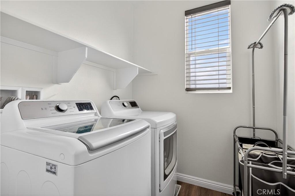 5796 Spring Street Buena Park, CA 90621 - Photo 23 of 33 a utility room with dryer and washer