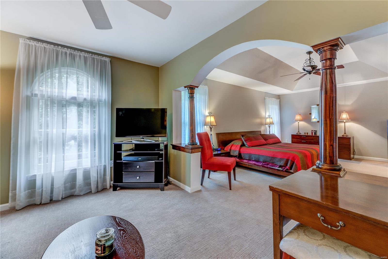 826 Castle Ridge Court Ballwin, MO 63021 - Photo 13 of 29 Gallery Image 13