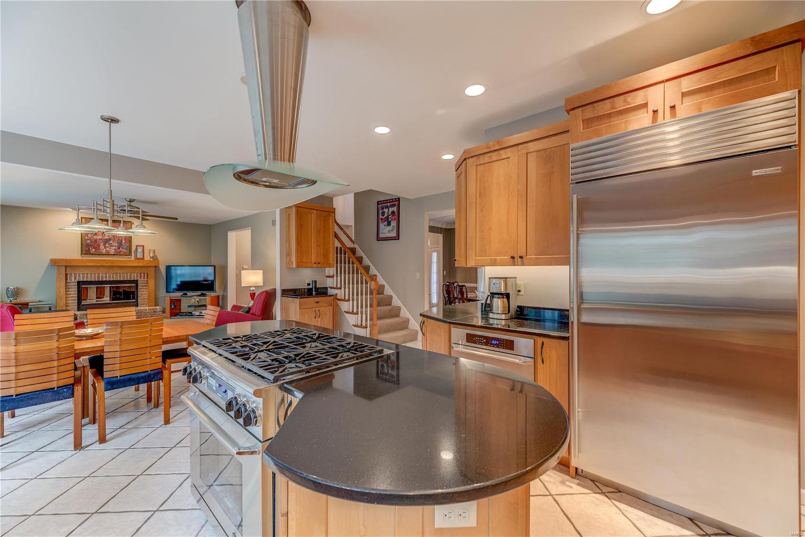 826 Castle Ridge Court Ballwin, MO 63021 - Photo 7 of 29 Gallery Image 7