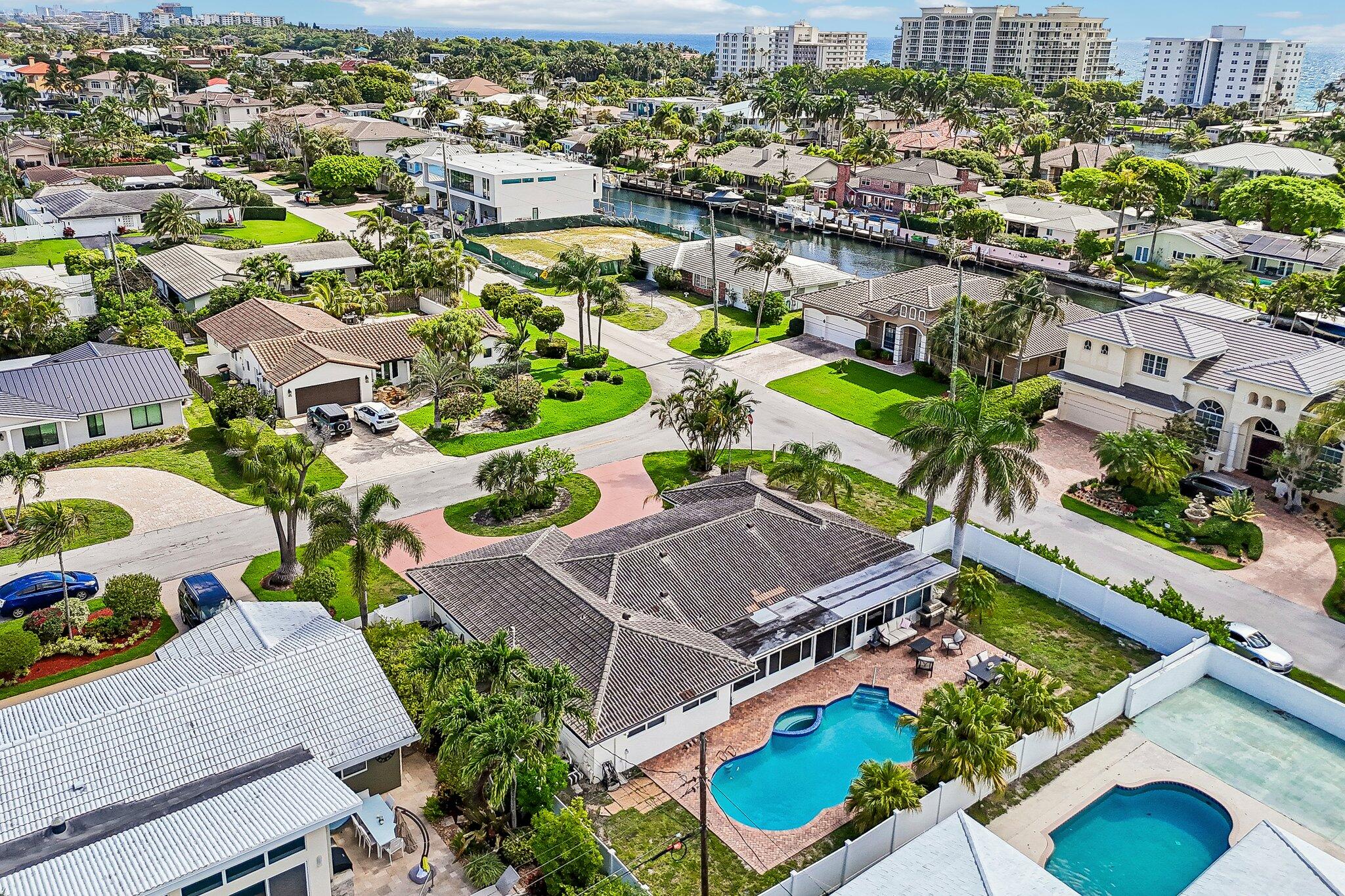 2940 Northeast 39th Court Lighthouse Point, FL 33064 - Photo 39 of 42 an aerial view of residential houses with outdoor space