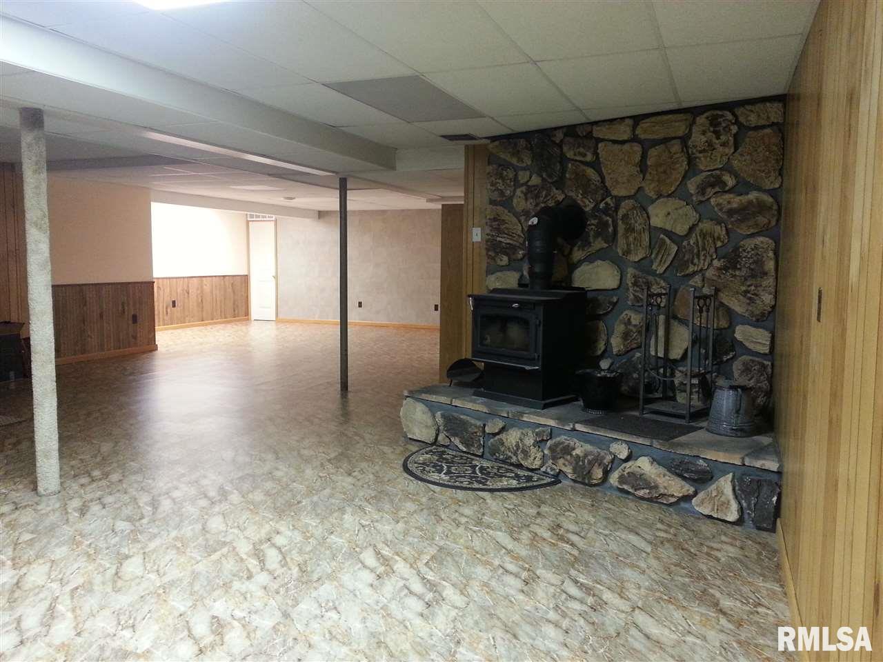 19300 West Farmington Road Trivoli, IL 61569 - Photo 24 of 36