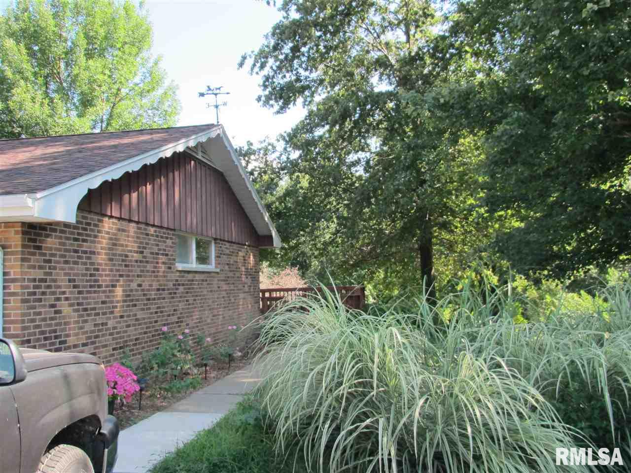 19300 West Farmington Road Trivoli, IL 61569 - Photo 34 of 36