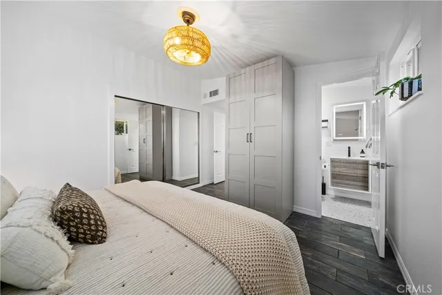 $1,599,000 | 2229 Anaheim Avenue, Costa Mesa, CA 92627