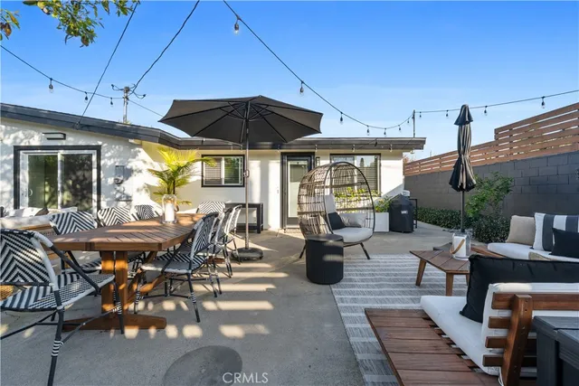 $1,599,000 | 2229 Anaheim Avenue, Costa Mesa, CA 92627