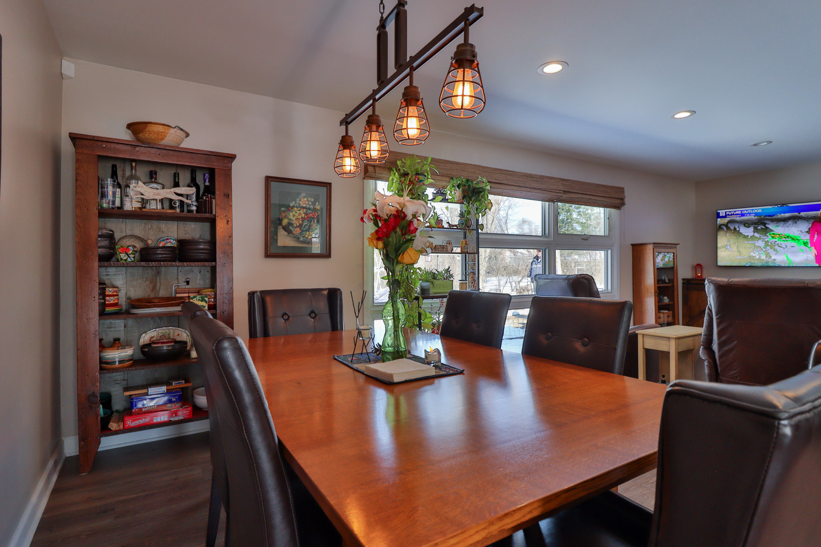 1920 North Washington Street Wheaton, IL 60187 - Photo 30 of 76 a view of a dining room with furniture and a potted plant