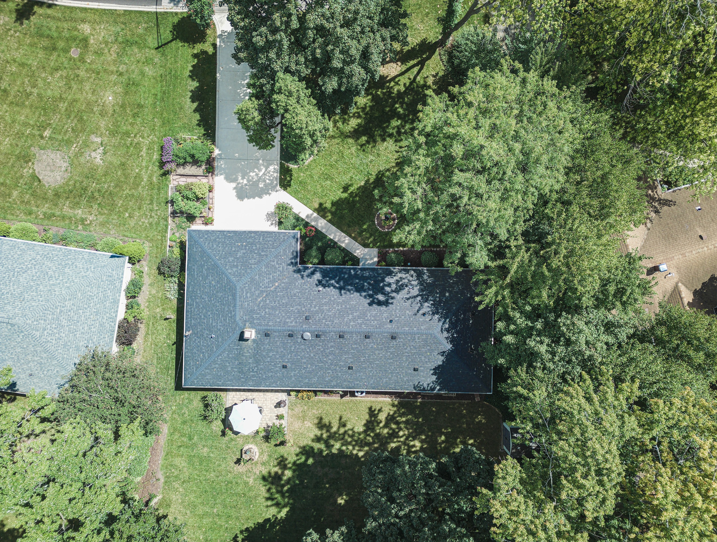 1920 North Washington Street Wheaton, IL 60187 - Photo 70 of 76 an aerial view of a house with a yard