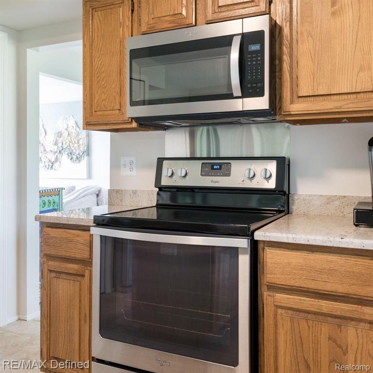 1976 Fairfield Drive Rochester Hills, MI 48306 - Photo 13 of 42