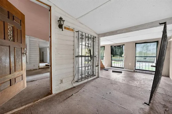 $225,000 | 54544 Buckhorn Road, Astor, FL 32102