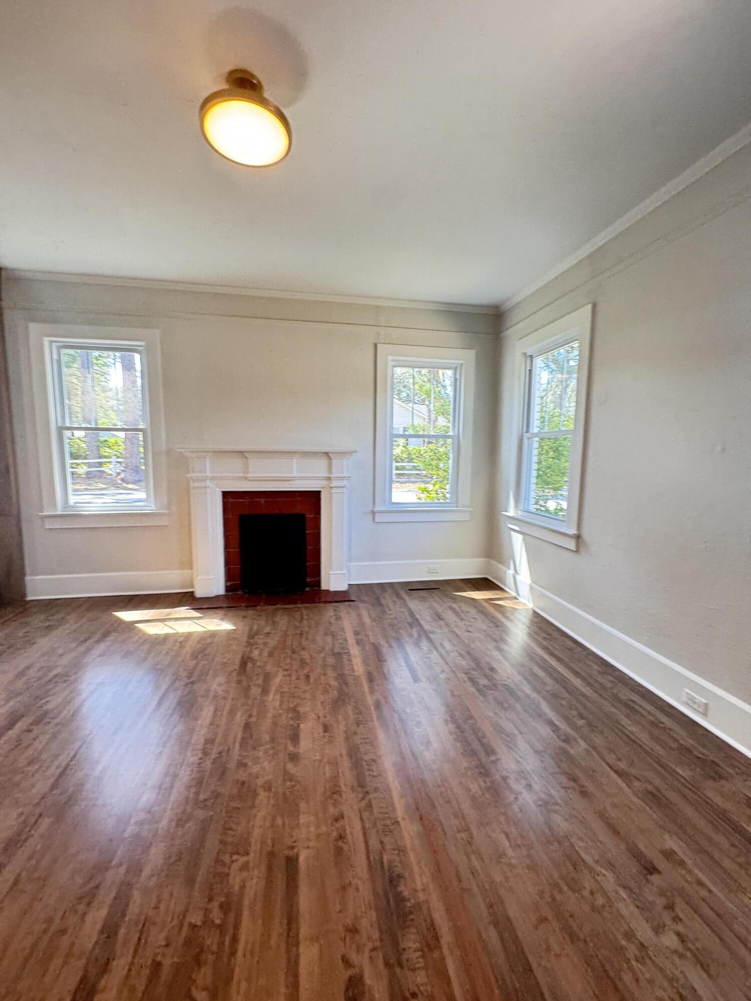 800 Hampton Street Walterboro, SC 29488 - Photo 23 of 136 800 Hampton Street (32)