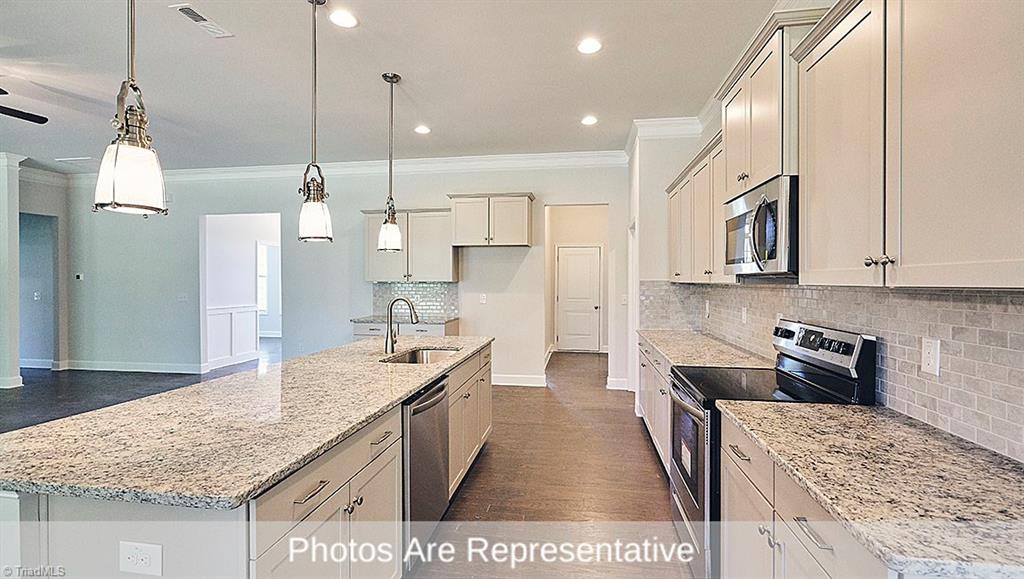 2191 Spring Wind Road, Unit 164 Pfafftown, NC 27040 - Photo 7 of 11 Gallery Image 7
