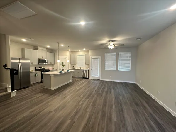 $2,800 | 3110 Valley Peak Drive, Houston, TX 77063