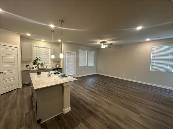 $2,800 | 3110 Valley Peak Drive, Houston, TX 77063