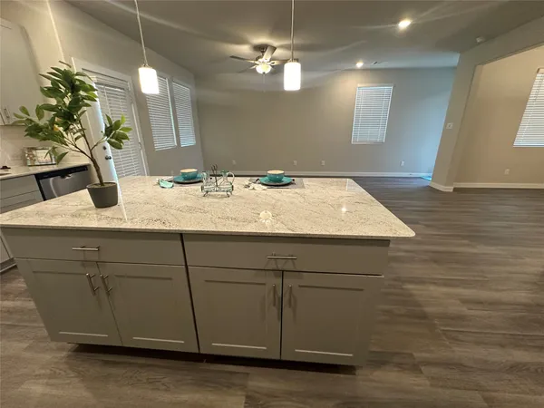$2,800 | 3110 Valley Peak Drive, Houston, TX 77063