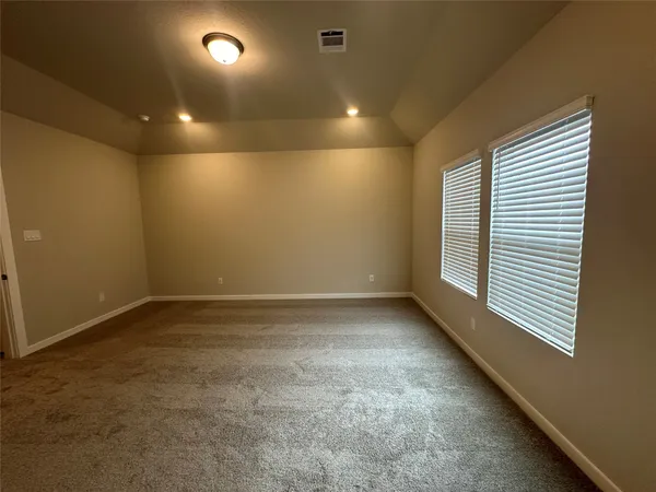 $2,800 | 3110 Valley Peak Drive, Houston, TX 77063