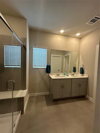 $2,800 | 3110 Valley Peak Drive, Houston, TX 77063