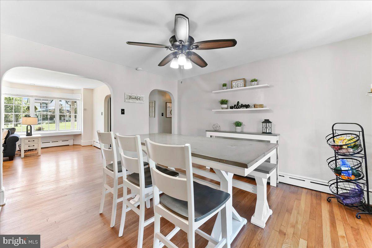 779 Concord Road Glen Mills, PA 19342 - Photo 12 of 41 Bright and inviting dining space.