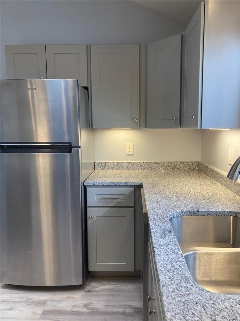 715 Cottage Street Pawtucket, RI 02861 - Photo 9 of 21