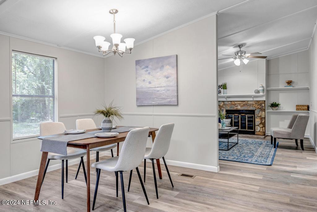 504 Deer Path Road Green Cove Springs, FL 32043 - Photo 17 of 36 Dining Room