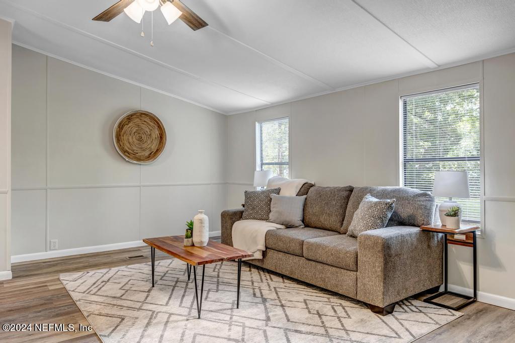 504 Deer Path Road Green Cove Springs, FL 32043 - Photo 9 of 36 Family room